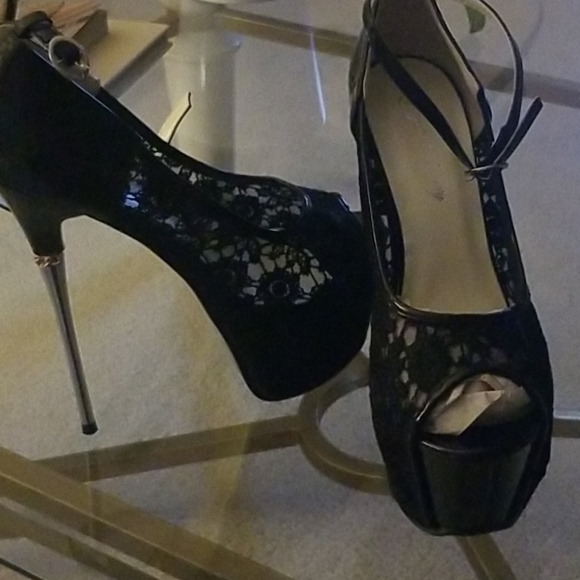 Super high lace heels - Picture 4 of 9